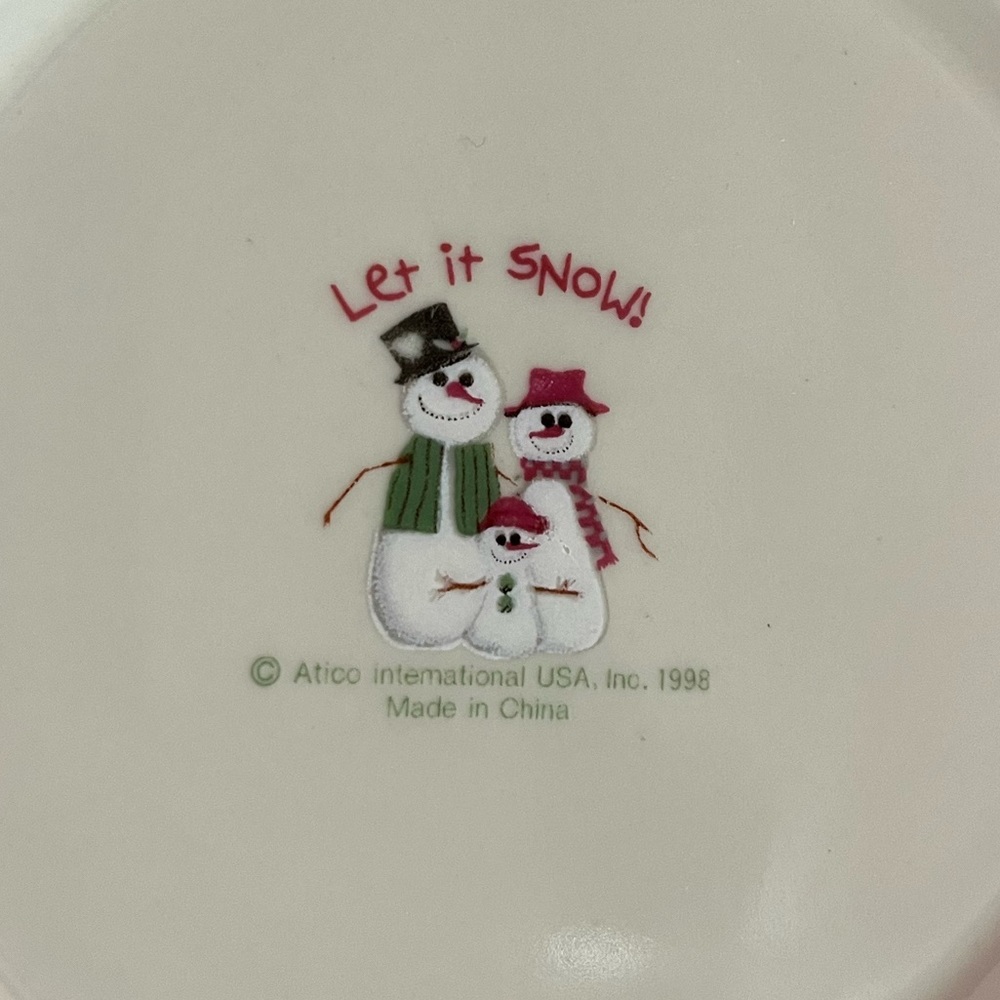 Atico 1998 Let it Snow Salad Plate - Picture 2 of 3